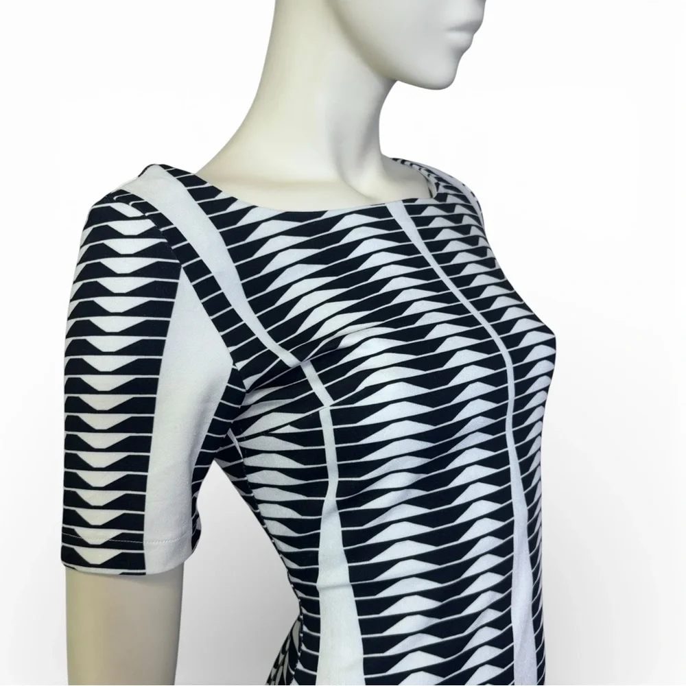 La Pateau Black and White‎ Geometric Patterned Body Con Dress S/M